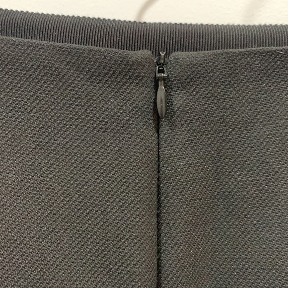 Massimo Dutti tailored skirt. Size 10 - Picture 5 of 10